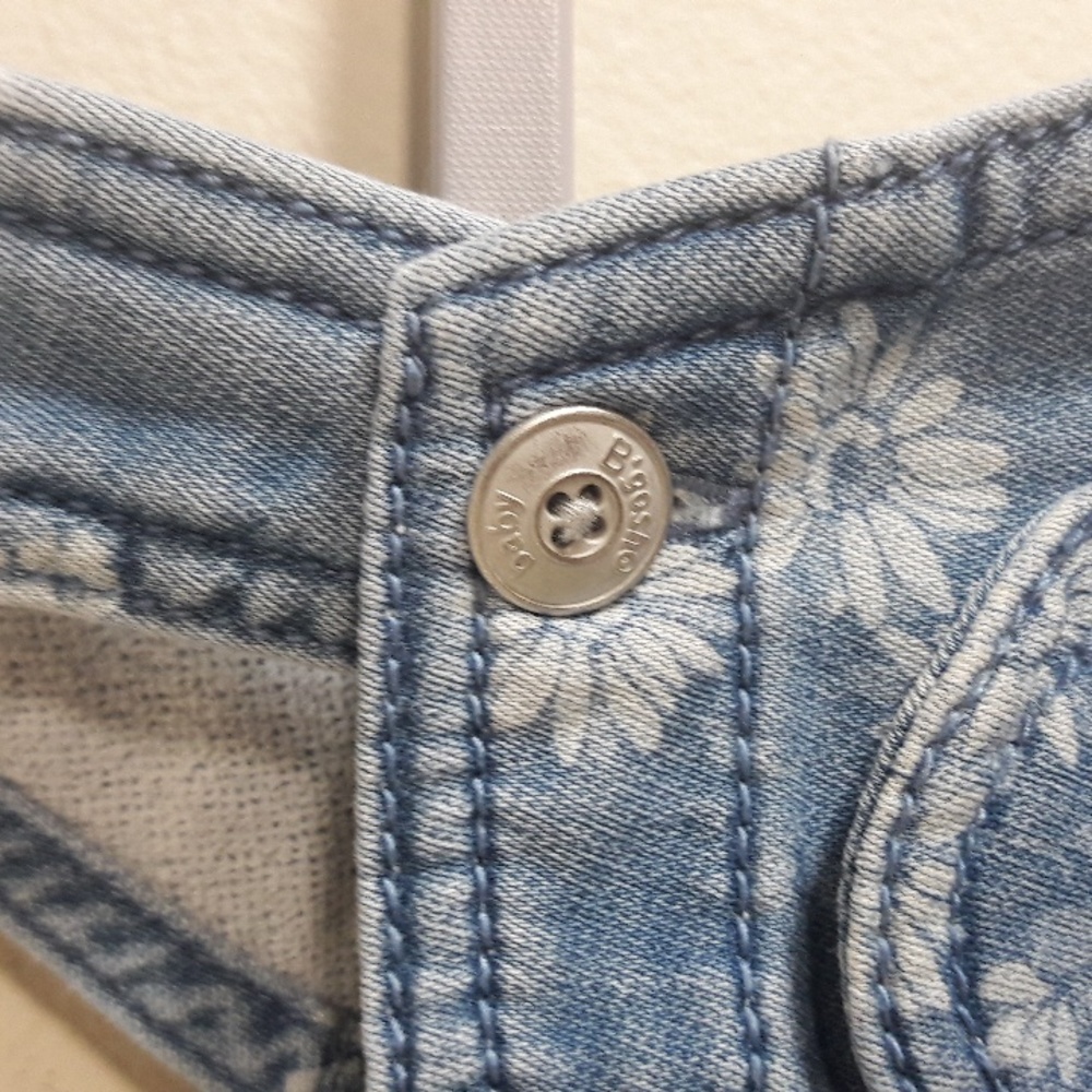 baby B'gosh girl's denim overall shorts floral print 18M - Picture 4 of 11